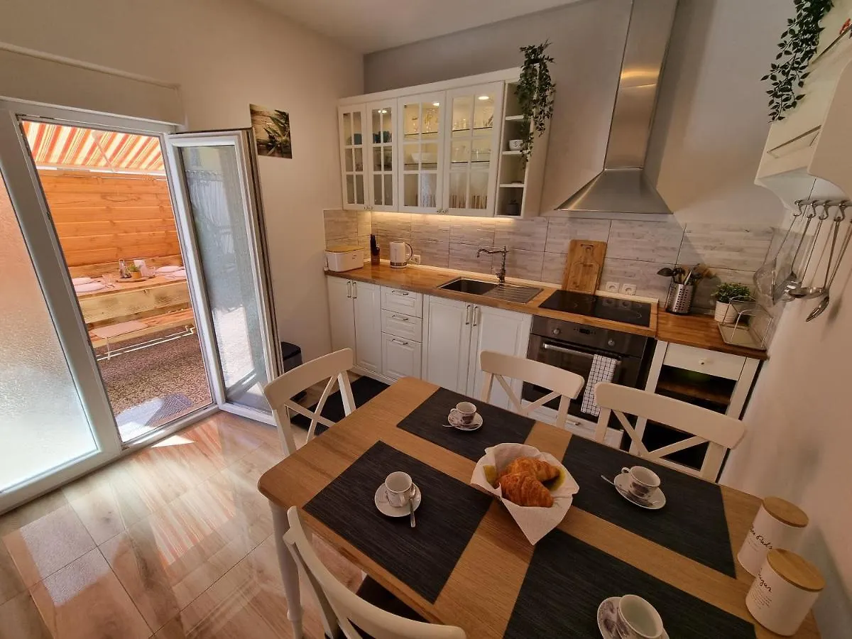 Apartment Anamarija Br. 1 Crikvenica