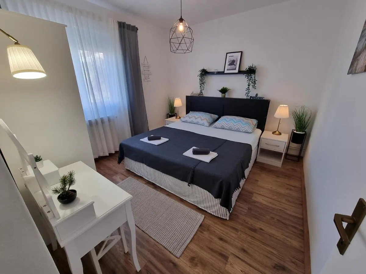 Apartment Anamarija Br. 1 Crikvenica